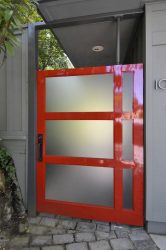 Portas de entrada de plástico em uma casa privada (145 + Foto): Como fazer e de forma segura e bonita?