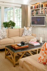 Prateleira de TV na parede (295+ fotos): nuances de design (articulada, canto, vidro)