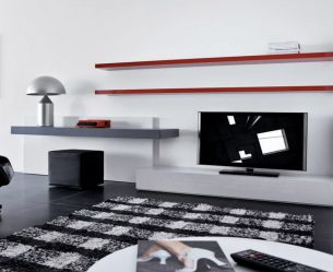 Prateleira de TV na parede (295+ fotos): nuances de design (articulada, canto, vidro)