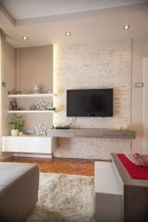 Prateleira de TV na parede (295+ fotos): nuances de design (articulada, canto, vidro)