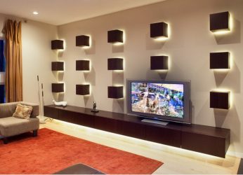 Prateleira de TV na parede (295+ fotos): nuances de design (articulada, canto, vidro)