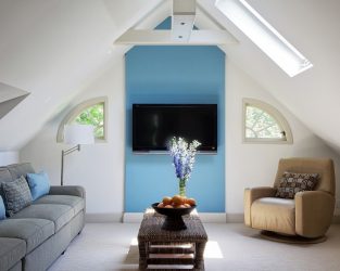 Prateleira de TV na parede (295+ fotos): nuances de design (articulada, canto, vidro)