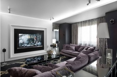 Prateleira de TV na parede (295+ fotos): nuances de design (articulada, canto, vidro)