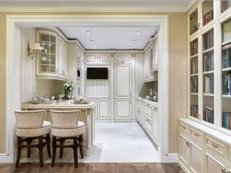 Prateleira de TV na parede (295+ fotos): nuances de design (articulada, canto, vidro)