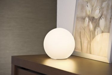 Regras de design de iluminação: Candeeiros de mesa para a mesa. As melhores opções que agradam a todos