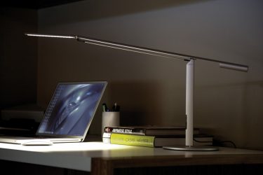Regras de design de iluminação: Candeeiros de mesa para a mesa.As melhores opções que agradam a todos