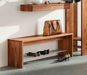 Hall de entrada com prateleiras para sapatos e roupas As mãos: 125 + opções de foto (com um assento, com um cabide, com uma banqueta e não só)