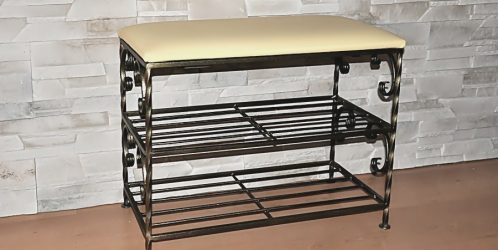 Hall de entrada com prateleiras para sapatos e roupas As mãos: 125 + opções de foto (com um assento, com um cabide, com uma banqueta e não só)