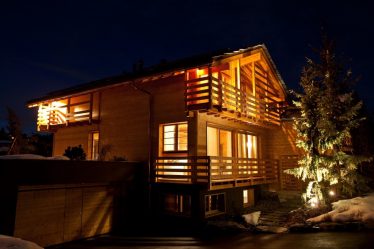 Projetos de casas de um andar de um bar: Regras de registro, vantagens e desvantagens
