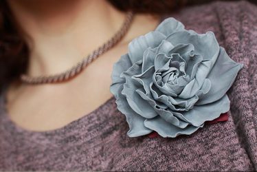Rosas grandes e pequenas de Foamiran: 150+ (foto) com instruções passo a passo. 7 master classes detalhadas para iniciantes