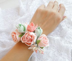 Rosas grandes e pequenas de Foamiran: 150+ (foto) com instruções passo a passo. 7 master classes detalhadas para iniciantes