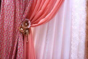 Cortinas na sala de estar (mais de 130 fotos): idéias modernas, modelos de novos produtos de 2017, que serão lembrados por muito tempo