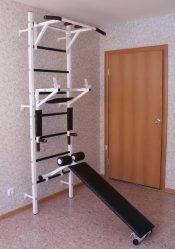 Parede sueca em um apartamento para crianças e adultos com as próprias mãos (135+ fotos)