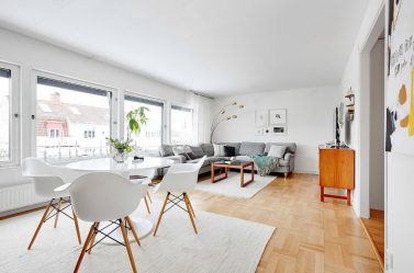 Estilo escandinavo: 240+ Fotos de concisão e contenção no design. O que torna esse estilo no interior disso?