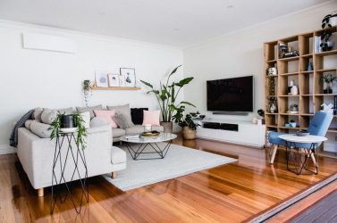 Estilo escandinavo: 240+ Fotos de concisão e contenção no design. O que torna esse estilo no interior disso?