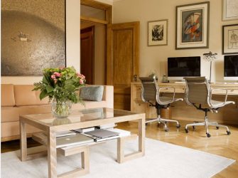 Mesas de vidro - confiabilidade e exclusividade do interior. 285+ (foto) opções com gosto de designer
