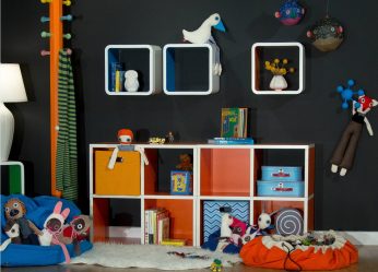 Rack para livros e brinquedos no berçário: Uma solução simples e original de sistema de armazenamento do tipo 