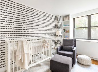 Rack para livros e brinquedos no berçário: Uma solução simples e original de sistema de armazenamento do tipo 
