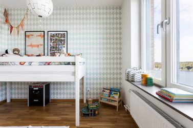 Rack para livros e brinquedos no berçário: Uma solução simples e original de sistema de armazenamento do tipo 