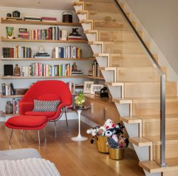 Rack para livros e brinquedos no berçário: Uma solução simples e original de sistema de armazenamento do tipo 
