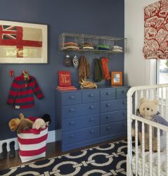 Rack para livros e brinquedos no berçário: Uma solução simples e original de sistema de armazenamento do tipo 