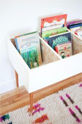 Rack para livros e brinquedos no berçário: Uma solução simples e original de sistema de armazenamento do tipo 