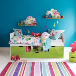 Rack para livros e brinquedos no berçário: Uma solução simples e original de sistema de armazenamento do tipo 