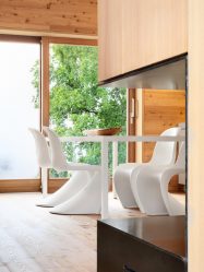 O interior da casa no estilo de chalés: Como criar um conto alpino? Mais de 210 fotos de design de dentro e de fora