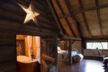 O interior da casa no estilo de chalés: Como criar um conto alpino? Mais de 210 fotos de design de dentro e de fora