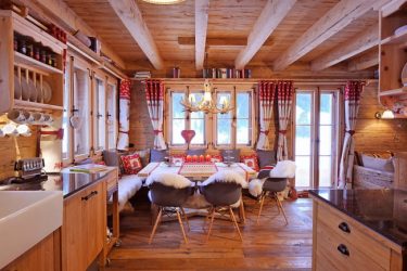 O interior da casa no estilo de chalés: Como criar um conto alpino? Mais de 210 fotos de design de dentro e de fora