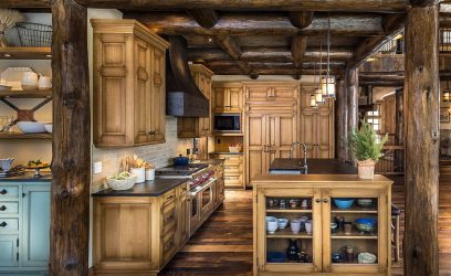 O interior da casa no estilo de chalés: Como criar um conto alpino? Mais de 210 fotos de design de dentro e de fora