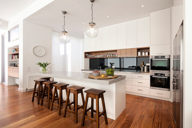Countertop tiles - การออกแบบดั้งเดิมของพื้นผิวการทำงาน ตัวเลือก 195+ (ภาพถ่าย) สำหรับห้องครัวและห้องน้ำ