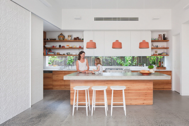 Countertop tiles - การออกแบบดั้งเดิมของพื้นผิวการทำงาน ตัวเลือก 195+ (ภาพถ่าย) สำหรับห้องครัวและห้องน้ำ