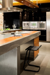 Countertop tiles - การออกแบบดั้งเดิมของพื้นผิวการทำงาน ตัวเลือก 195+ (ภาพถ่าย) สำหรับห้องครัวและห้องน้ำ