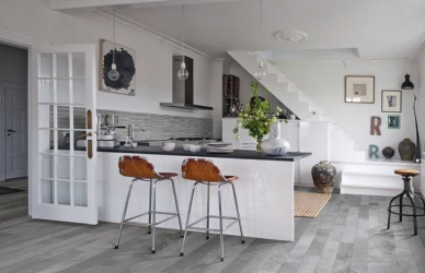Countertop tiles - การออกแบบดั้งเดิมของพื้นผิวการทำงาน ตัวเลือก 195+ (ภาพถ่าย) สำหรับห้องครัวและห้องน้ำ