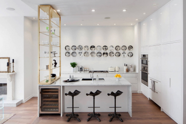 Countertop tiles - การออกแบบดั้งเดิมของพื้นผิวการทำงาน ตัวเลือก 195+ (ภาพถ่าย) สำหรับห้องครัวและห้องน้ำ