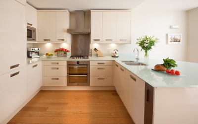 Countertop tiles - การออกแบบดั้งเดิมของพื้นผิวการทำงาน ตัวเลือก 195+ (ภาพถ่าย) สำหรับห้องครัวและห้องน้ำ