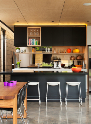 Countertop tiles - การออกแบบดั้งเดิมของพื้นผิวการทำงาน ตัวเลือก 195+ (ภาพถ่าย) สำหรับห้องครัวและห้องน้ำ