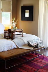 Mesa de café da manhã na cama faça você mesmo: modelos práticos para conforto