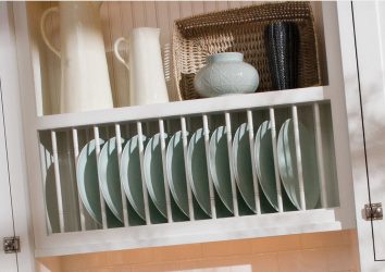 O secador de cozinha para ware em um caso (115 + fotos) - construído em, angular, de um aço inoxidável. Qual você escolhe?