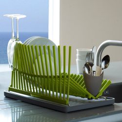 O secador de cozinha para ware em um caso (115 + fotos) - construído em, angular, de um aço inoxidável. Qual você escolhe?