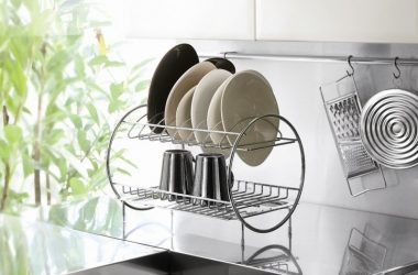 O secador de cozinha para ware em um caso (115 + fotos) - construído em, angular, de um aço inoxidável. Qual você escolhe?