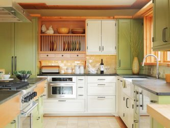 O secador de cozinha para ware em um caso (115 + fotos) - construído em, angular, de um aço inoxidável. Qual você escolhe?