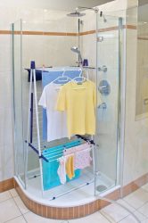 85+ Fotos de ferramentas para secar roupas na sacada faça você mesmo: Cabide, Lianas, Cordas. Qual opção escolher?