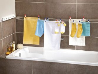 85+ Fotos de ferramentas para secar roupas na sacada faça você mesmo: Cabide, Lianas, Cordas. Qual opção escolher?