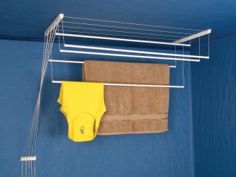 85+ Fotos de ferramentas para secar roupas na sacada faça você mesmo: Cabide, Lianas, Cordas. Qual opção escolher?