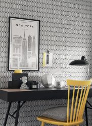 A combinação de papel de parede e móveis no interior da sala de estar / quarto / cozinha / berçário. Quão importante é a escolha?