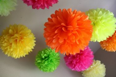 Como fazer flores de papel ondulado com suas próprias mãos? 125 Fotos e 5 workshops simples