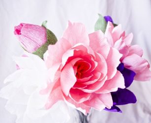 Como fazer flores de papel ondulado com suas próprias mãos? 125 Fotos e 5 workshops simples