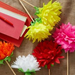 Como fazer flores de papel ondulado com suas próprias mãos? 125 Fotos e 5 workshops simples